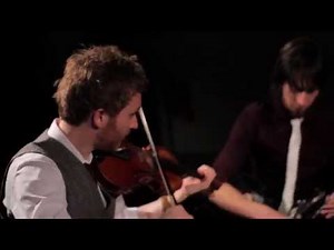 FullSet - "The Bonnie House of Airlie" (song)