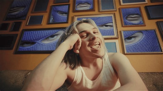 44phantom - problems Lyrics