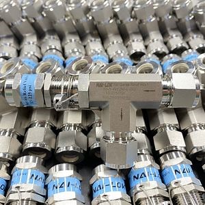 [Hot Item] Spring Load High Pressure Safety Relief Valve for Gas Pipeline Globe Valve