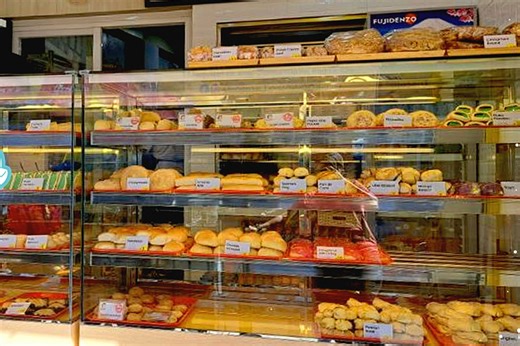 Julie's Bakeshop denies viral clip of rat spotted in bread display