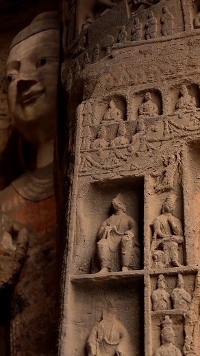 One of the big statues in Van Cuong.The statue work lasted until the middle of the Chinh Quan years to be completed. The rock cave is carved along the mountainside, about a kilometer long from east to west, with rich scenery and majestic atmosphere. The tallest statue is 17 m, the smallest is only a few centimeters. The statues of Bodhisattvas, athletes, and Phi Thien are very lively and lively. ❤ 🌎Booking trip at Ema Klinec for more interesting trips #Bookingvilla #Bookingresort #BookingTravel