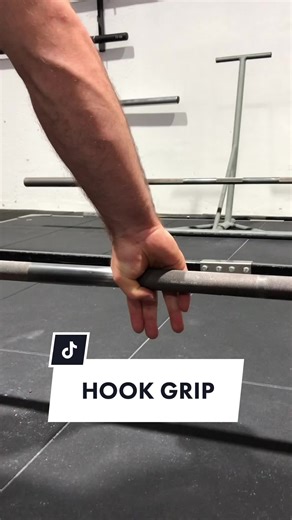 👊🏼 Comparte con tu gymbro de peso muerto ⠀⠀⠀⠀⠀⠀⠀⠀ ⠀⠀⠀⠀⠀⠀⠀⠀ ⠀⠀⠀⠀⠀⠀⠀⠀ ⠀⠀⠀ #pesomuerto #deadlift #sbd #powerlifting #powerbuilder #powerlifter #powerbuilder #hookgrip #halterofilia #powerliftingespaña