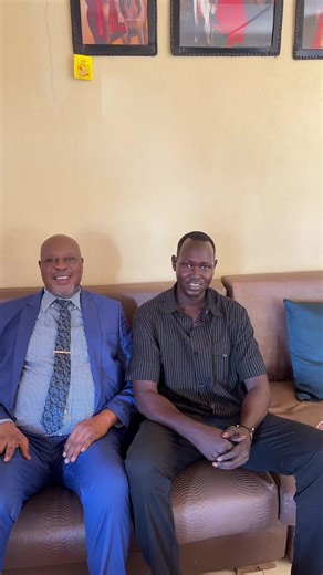 Chilling with dady #rabunaboy🇸🇸 #southsudanesetiktokers🇸🇸🇸🇸🇸🇸❤❤ #creatorsearchinsights #viraltiktok