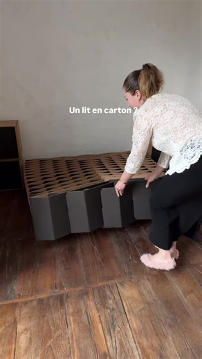 @RIAB et le lit magique ✨ Je vous parle de mode durable mais on peut aussi faire ce choix avec ses fournitures pour la maison 🥰 C’est léger, solide, hyper facile à déplacer et design ! J’ai testé le lit 2.0 et c’est validé. Vous auriez envie de tester ou pas ? 😍 Collaboration commerciale produits offerts #durable #home #carton #lit #crashtest