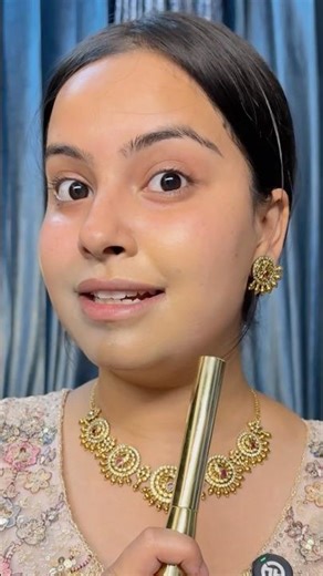 Right way to Hide darkness around mouth🤌🏻 #makeup #beautytips #viral #ytshorts #makeuptips