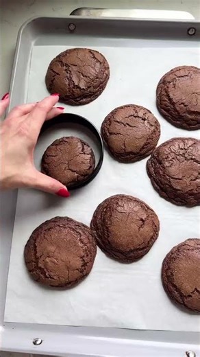 Chocolate Andes Mint Cookies #christmascookies #andesmint #chocolatemint #cookies #holidaybaking