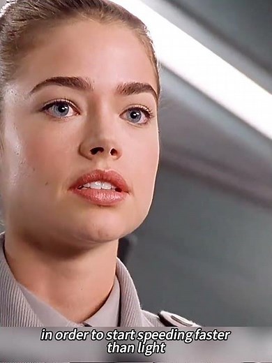 🚀😱 Starship Troopers 1997 Her First Time Flying a Starship Almost Destroyed the Fleet