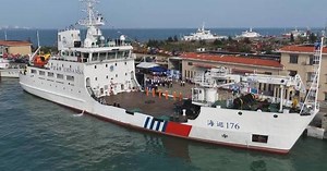 China's largest navigation aid ship "Haixun 176" enters service