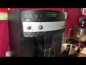 Meaning of the alarm indicator lights De'Longhi Magnifica ESAM 3000.B fully automatic coffee mach...