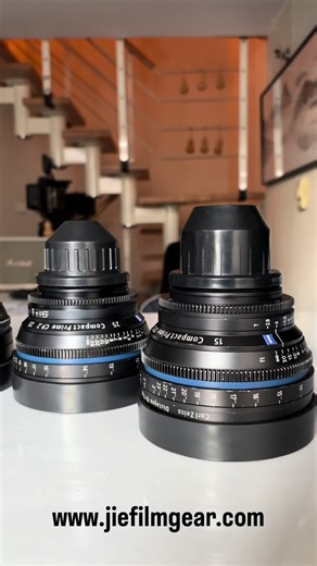 🎬 ZEISS Compact Prime basic set — 15 / 25 / 35 / 50 / 85mm. A versatile and well-balanced prime lens kit trusted on countless productions. Consistent look, compact size, and classic ZEISS image quality make this set ideal for narrative, commercial, and documentary work. #ZeissCompactPrime #CinemaLens #PrimeLensSet #Cinematography #FilmGear