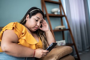 Miss Manners: Texting tips on diplomatic responses to unwanted contact