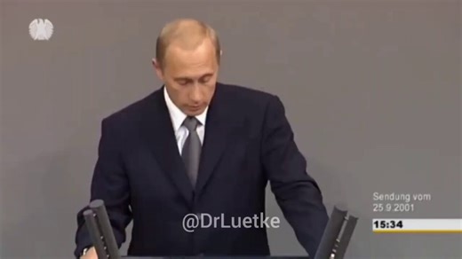 Am 25. September 2001 öffnete sich für Deutschland und Europa ein Fenster der Möglichkeiten.Ein gewisser Putin hielt eine Rede auf Deutsch und bot eine gemeinsame Zukunft an.Doch statt diese Möglichkeit zu ergreifen, ließ die deutsche Politik sie gezielt verstreichen...
