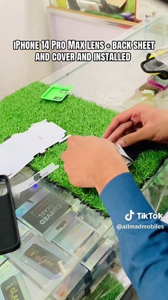 Installing iPhone 14 Pro Max Lens and Sheet