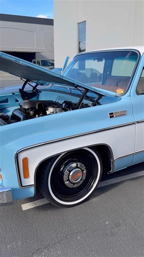 GMC Square body 1500 #classic #musclecars #cartok #classiccars #hotrod #classicgmc #muscletruck