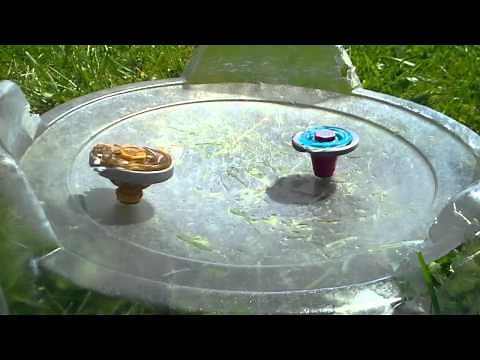 EPIC METAL FIGHT TALL BEYBLADE FATAL 4 WAY BATTLE ROYALE!