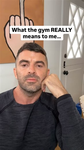 Real talk here. I’m currently dealing with a lower back injury and can’t work out how I want to. Whenever that happens I get in my feelings, and it’s so clear to me that the gym for me has always been more about mental health than chasing physical transformation. For most “normal” people I’m sure the gym isn’t that deep, but I have a feeling that in my little sliver of the internet, a lot of you can probably relate? The social media fitness world tends to focus on the superficial stuff, but I wa