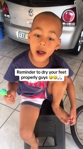 Funny Reaction to Cracked Toes: Hilarious Reminder to Dry Your Feet!
