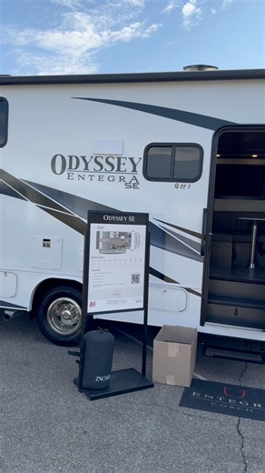 The Odyssey SE 22TF is built on the Ford E-350 chassis. This Class C doesn’t have any slideouts! A heated rear garage with a large access door and 120 charging port makes it easy to store and access all of your gear for the adventure ahead. Two twin-size beds in the rear easily convert to a king-size bed with the addition of a filler cushion. #weareentegra #entegracoach | Entegra Coach