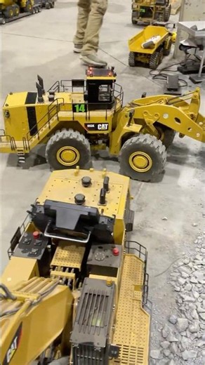 HUGE RC loader can move a massive amount of dirt