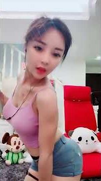 20200606 DJ 深水炸弹 性感 美女 牛仔裤 热舞 Sexy jeans dance