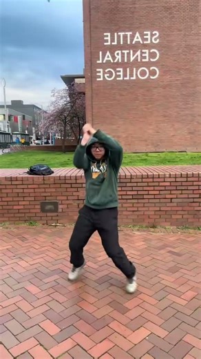 Visiting Seattle Central college for first time 👍 #college #fyp #fun #huskylife #seattle