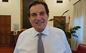 Da oggi risponderò con un video settimanale alle vostre domande. Questo è soltanto il primo appuntamento, siete tantissimi e cercherò di rispondere a tutti quanti. Continuate a scrivermi. Rosario | Rosario Crocetta