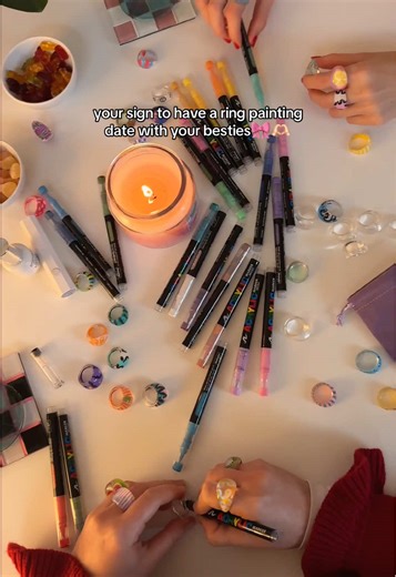 Ring painting night with my bestie 🫶🏻🦋 @Valentina Cuzzi Ring painting set available👇 www.ringz.diy #girlsnightideas #craftnight #girlshood #girlstherapy #girlsnight