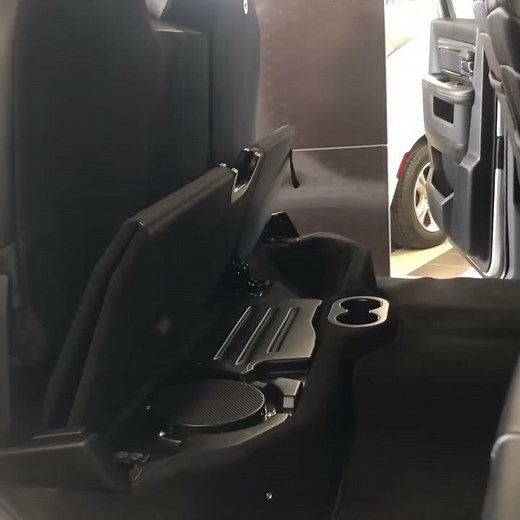 Rear flat folding floor on 2019 Ram classic