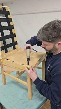 Want to learn how to Upholster? Come and learn with our Online courses at the Facelift Academy