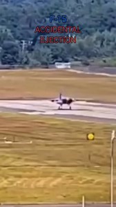 📹 F-15 accidental ejection by USAF recruiter. | Modern Aviation