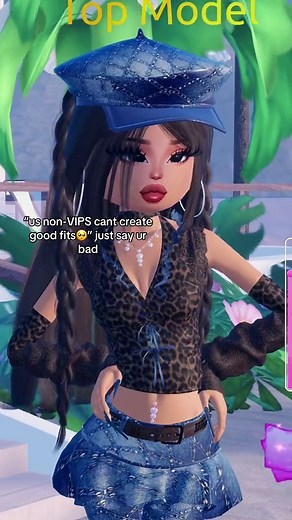 Custom Makeup Before VIP 🥰 - Dress to Impress Roblox Outfit Ideas