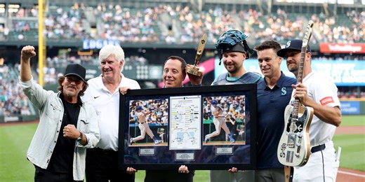Meet the celebrity fans of the Mariners