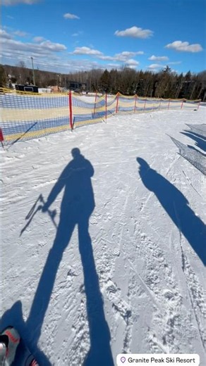Skiing in Wisconsin #usa #travel #viralvideo #youtubeshorts #chicago #beautifuldestinations