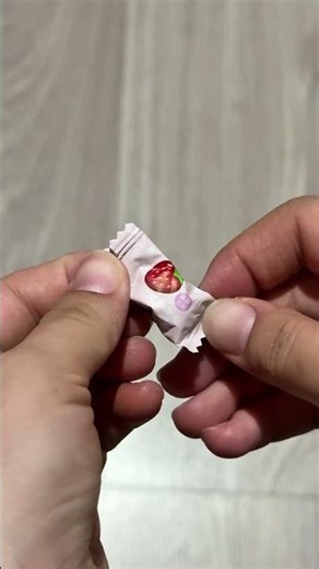 Asmr candy strawberry 🍓 #unboxing #chocolate #yummy #candy #opening #chocolateunpacking #asmr #food