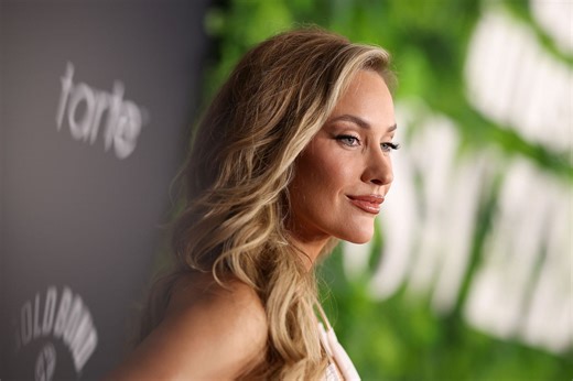 Paige Spiranac dons a bikini and wishes her followers a happy American Independence Day