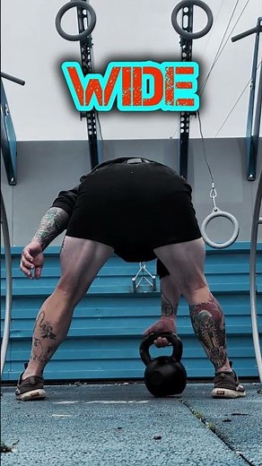 Unilateral hamstring exercises with a single kettlebell for hamstrings and glutes - DEADLIFT FOCUS