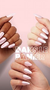 Des faux ongles effet gel, ultra faciles à poser et réutilisables à l'infini ? 💅 Si tu veux shopper ces capsules pour une manucure parfaite jusqu'à 14 jours, clique sur le lien ➡️ https://zez.am/melty 💕🛒 | melty