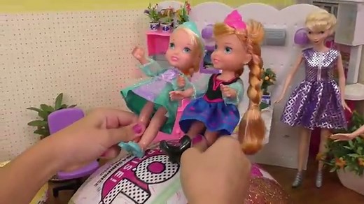 LOL Surprise Dolls ! Elsa and Anna toddlers - Big Fizz balls - Bath - Confetti Pop