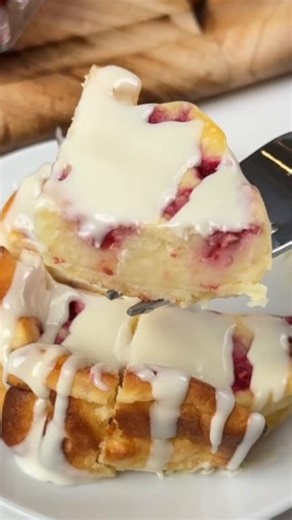 Raspberry Swirl Protein Cheesecake 🍰🍓😋 🔥 Unlock Your Keto Journey – Instant Results Start NOW! 🔥 Tired of guessing what really works on keto? 🤔 It’s time to see real progress — fast! 💪 ✅ Get FREE fat-burning recipes ✅ Access secret keto hacks pros use ✅ Discover meal ideas that keep you full, satisfied & losing fat 🥑🥓 Thousands are already transforming their bodies, boosting energy, and feeling incredible — all with simple, delicious keto meals that actually work! 🙌🏼 💥 Don’t wait — j