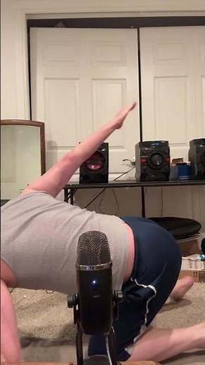 nerd gettings loud spanking on firm bum