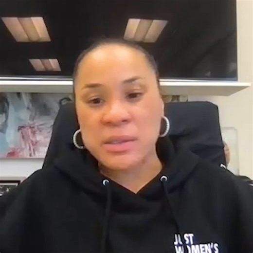 Dawn Staley shares the question every recruit should ask and almost none of them do."Everybody's good on the good days. It is who you can trust, who you can talk to and communicate with on your worst day."Then she explained what she tells every recruit:"We're gonna make you feel good during the recruiting process. You're gonna come here, we're gonna roll out the red carpet, we're gonna give you our best. Everybody's gonna do that."Every program shows you their best - that's the easy part. But it