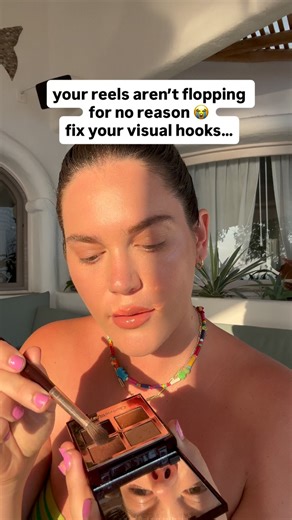 Ali Tate | Content → Clients on Instagram: "📌Save this post for later when you’re making content Because if you’re just sitting and talking to camera… you’re leaving views on the table. 📊 According to Meta, content that includes dynamic visual cues (even simple movement) keeps viewers watching up to 3x longer. And the longer someone watches → the more likely they are to engage, share, and buy. So what does this mean for your Reels? It means your content needs more than a good hook. It needs vi