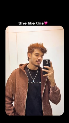 Keerthy on Instagram: "She got special one💗😮‍💨 . . . #kannada #fitness #songs #influencer #gymlife #gymrat #gymcrush #love #retro"