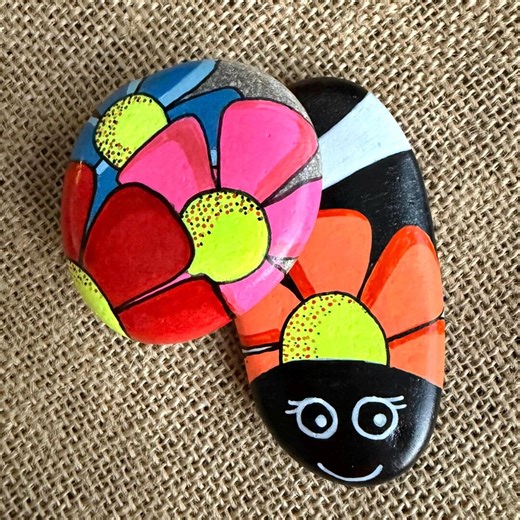 Hand Painted Ladybug and Flower Rocks | Whimsical Garden Decor Set - Etsy