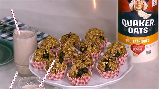 Oatmeal muffins and PB&J smoothies: Get the recipes!