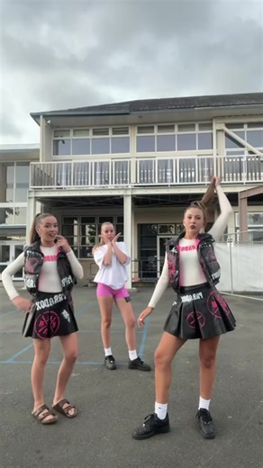 Make It Clap Dance Challenge 2026