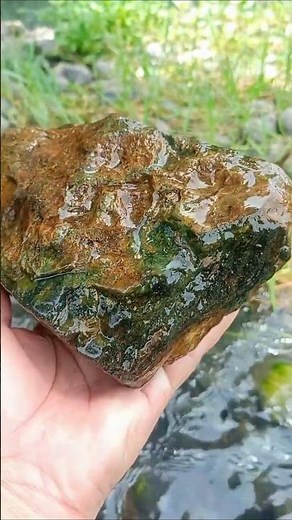 Green jasper 💚 #rockhounding