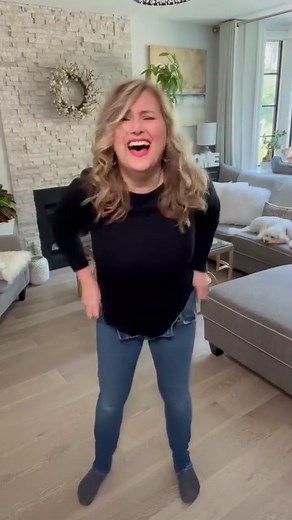 410K views · 2.9K reactions | Who else is going through menopause and finding that their jeans are too tight? I got an idea  I went searching through my husband’s closet and found these. They fit!! 藍 I’m totally keeping them! #menopause #over50 #boyfriendjeans #LilBooThang #paulrussell | Jennifer Valentyne | Facebook