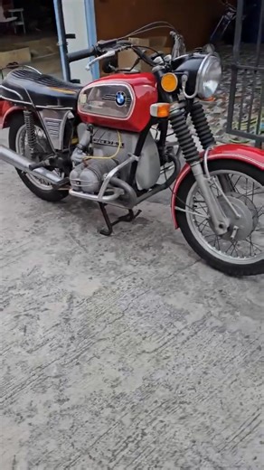 BMW R75/5 TOASTER TANK มันมีดีที่ปุ่มสวรรค์ ความแรง 750cc ขับขี่นุ่มนวล รูปงามตามสไตล์ยุค 70' แล้วมึงจะรออะไรละ หา BMW มาขี่ด้วยกันสิ 😁😁😁 | Cherdpong Koonpan
