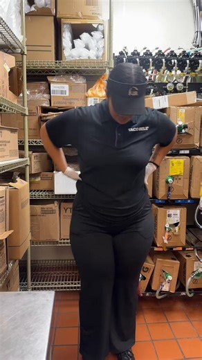 Does my work outfit look good on me 🤔